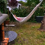 Avec Jardin A Cote De La