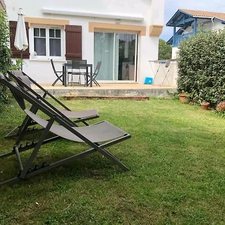 Avec Jardin A Cote De La * Bidart